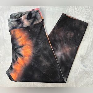 white birch Tie-Dye High-Waist Leggings in Black & Orange XL